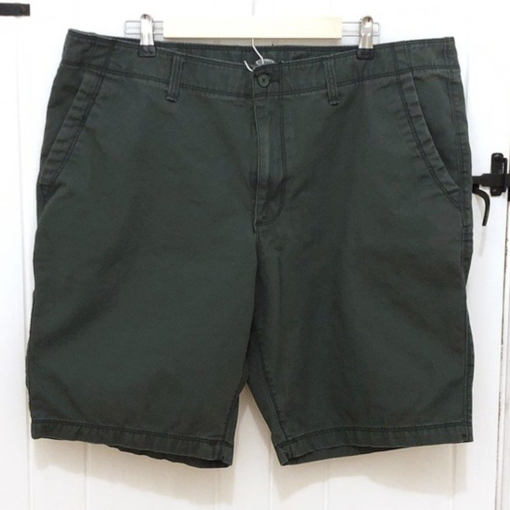Old Navy Men’s Green Shorts
